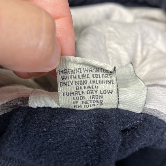 J. America Leinenkugel's Black Hooded Sweatshirt 1867 Size Large - Picture 5 of 5